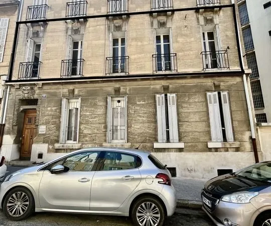 À VENDRE - ÉTAGE COMPLET 120 m² - FORT POTENTIEL - BLANCARDE