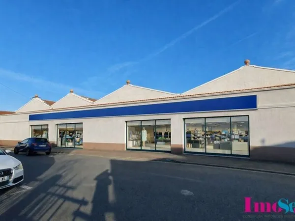 LOCAL COMMERCIAL à LOUER