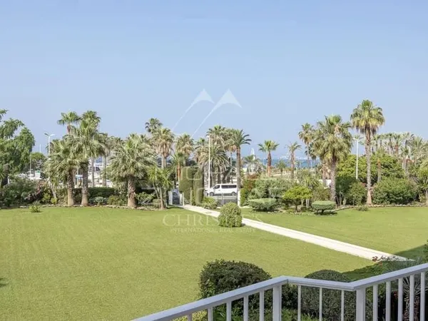 Cannes - Croisette - Magnifique 3 chambres