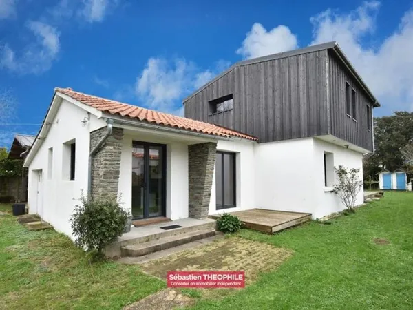 Maison de luxe 5 pièces 140 m²