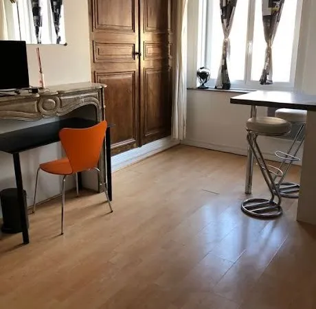 Studio 1 pièce 20 m²