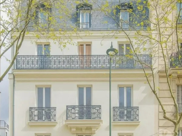Paris Clichy Studio récent Déficit Foncier