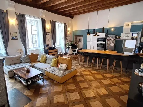 CHAMBERY - HISTORIQUE - T6 avec appartement d'appoint
