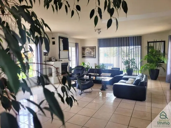 Maison de plain-pied 5 pièces 170 m²