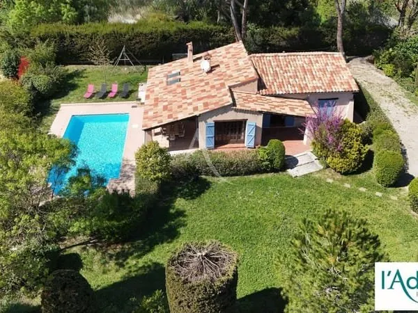 Villa 4 pièces 110 m²