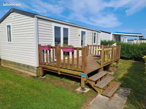 Meublé au mois, jardin, 2 chambres 30m2