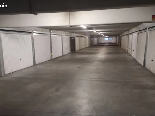 Garage fermé à louer - Rixheim (Parc d'Entremont)