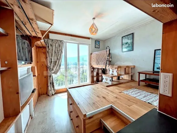 Studio 1 pièce 19 m²