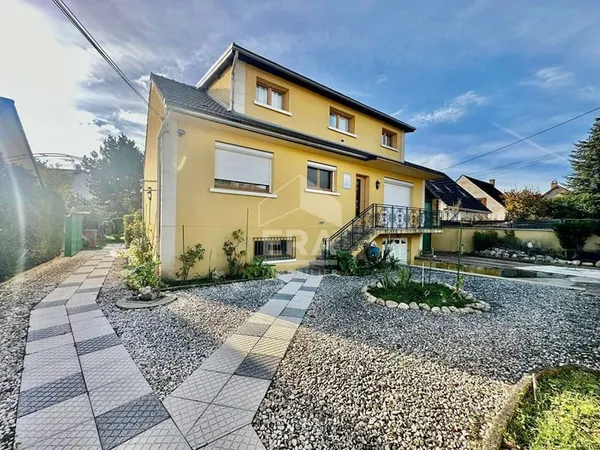 Maison 7 pièces 160 m²
