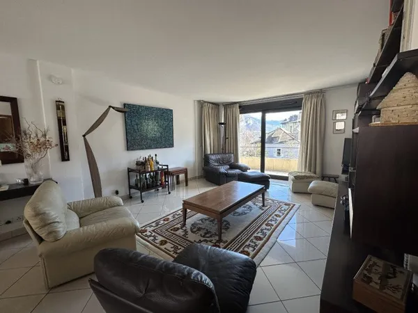 Appartement 5 pièces 111 m²