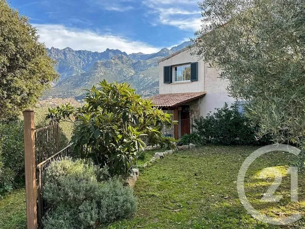 Maison 9 pièces 230 m²