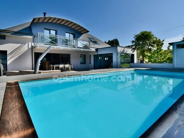 TRES BELLE CONTEMPORAINE 300 M² - 5 CHAMBRES - TERRAIN 2000 M²