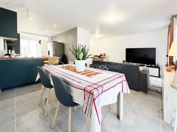 Maison 5 pièces 85 m²