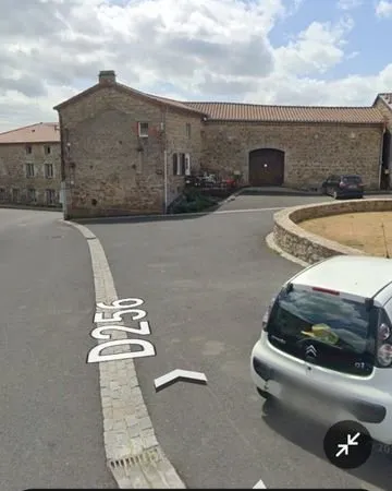Ensemble Immobilier de Caractère - 350 m² Utiles - Potentiel Évolutif Unique