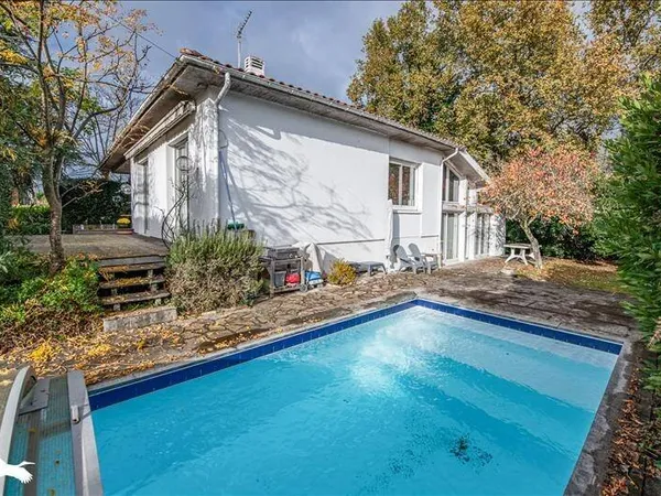 Maison 5 pièces 185 m²