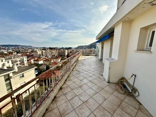 Appartement 2 pièces 68 m²