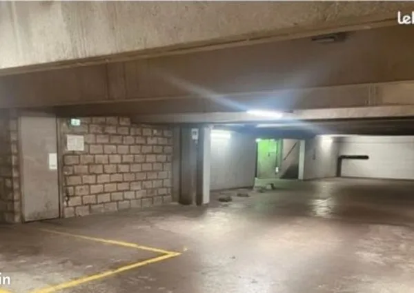 Stationnement Vente Paris   15000€