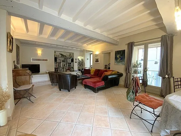 Maison 5 pièces PIERREVERT (04)