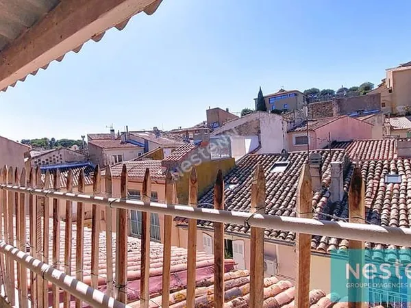 ISTRES, Appartement type 2, en duplex, situé en périphérie du centre ancien