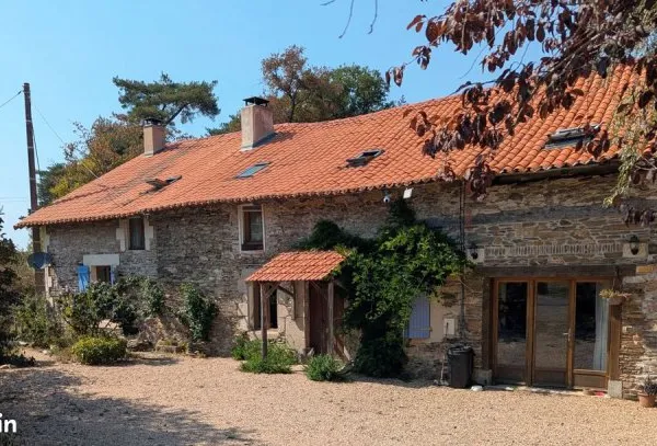 Grande maison sur >6 Ha, idéal gite, permaculture