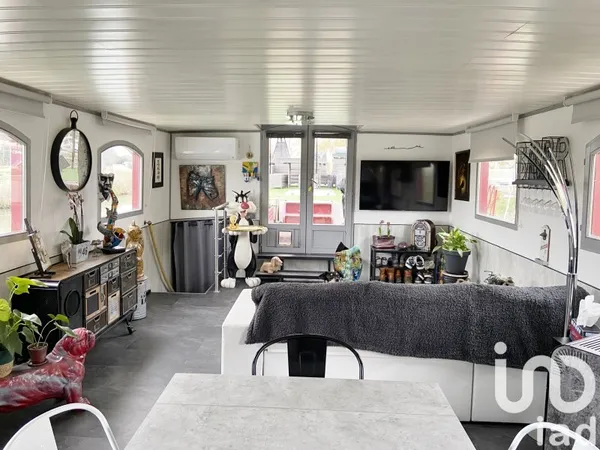 Péniche 4 pièces 95 m²