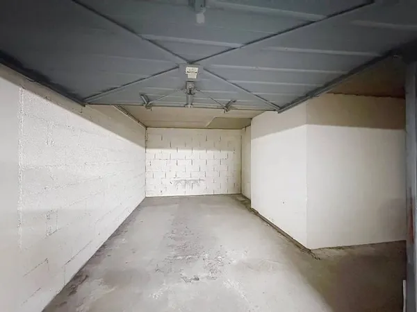 Parking/Garage/Box 20 m²