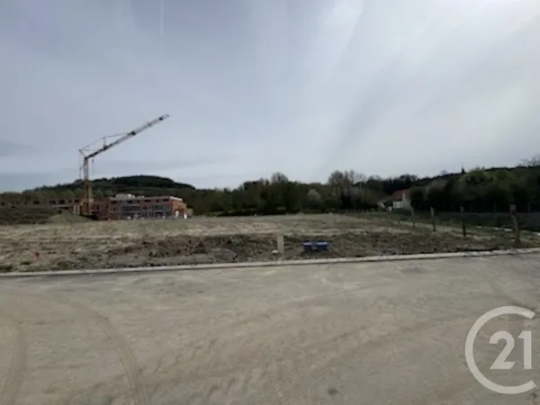 Terrain 627 m²