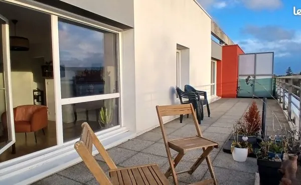 Appartement 63m² dernier étage - Terrasse plein ciel
