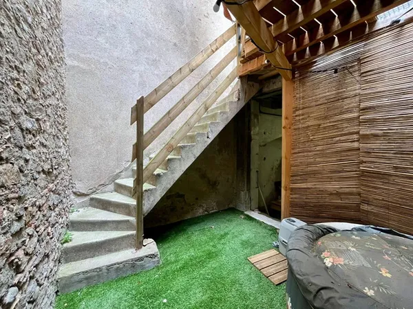 Appartement T2 traversant avec terrasse et patio à vendre Carcassonne Bastide