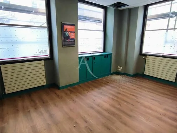 Local commercial Macon 137 m2