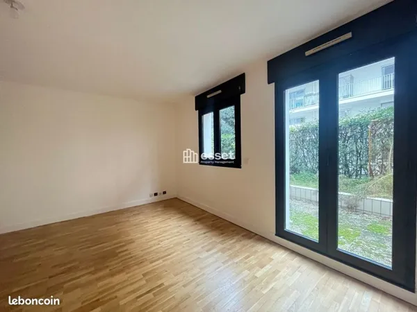 Appartement 2 Pièces 52.9m² à louer 1583 - PARIS 75011
