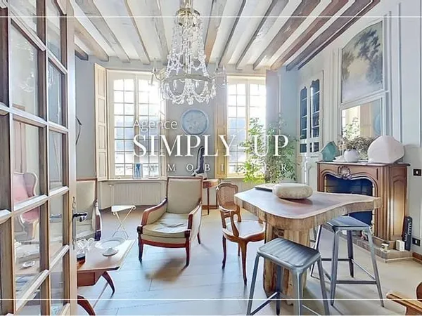 Maison 11 pièces 320 m²