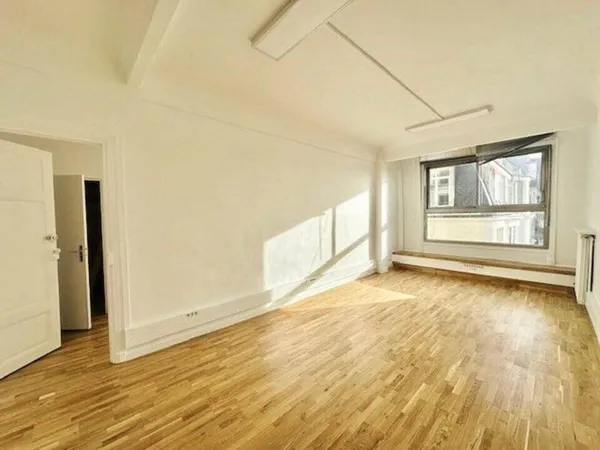 Bureaux 114 m²