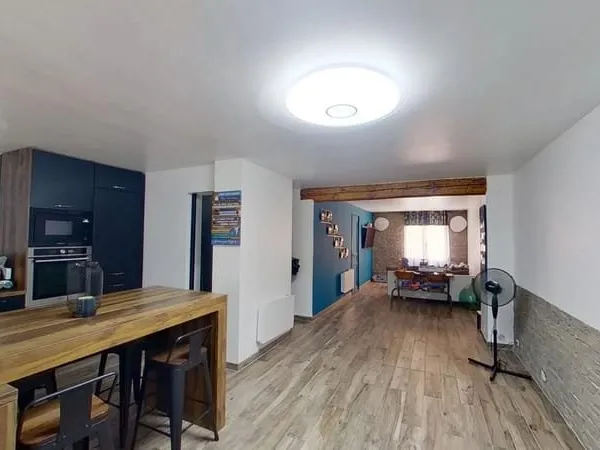 Maison de village Vins-sur-caramy 4 pièce(s) 99 m2