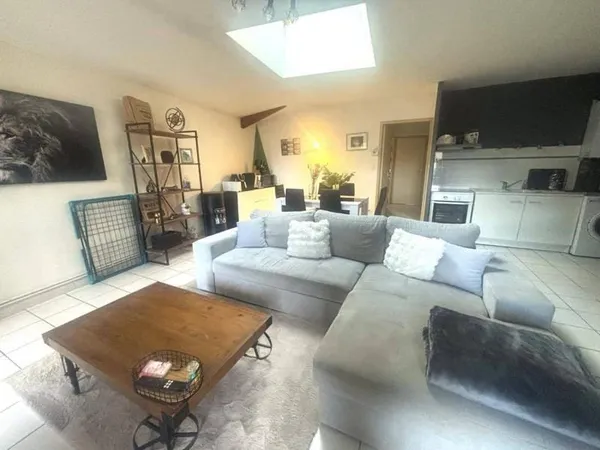 Appartement 6 pièces 79 m²