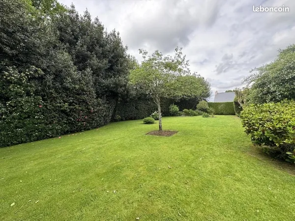Terrain 900 m² Ferel