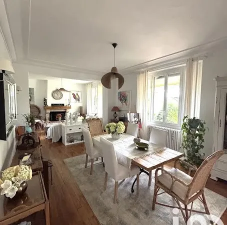 Maison 9 pièces 191 m²