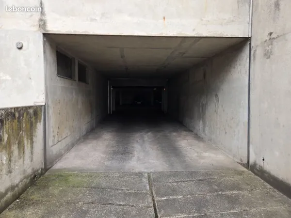 Place de parking rue Marivaux