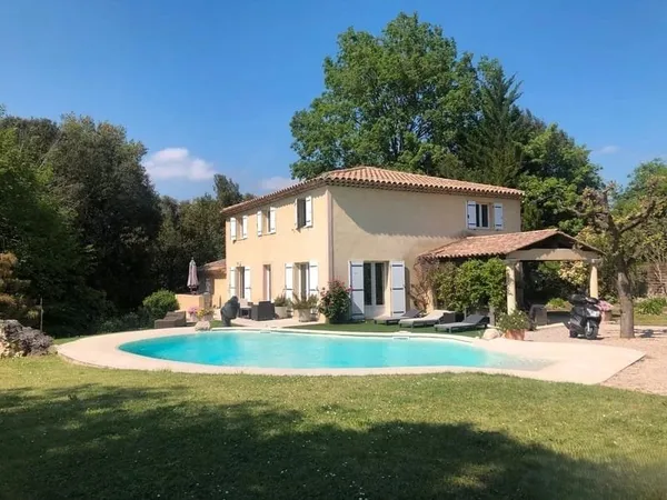 EXCLUSIVITE Magnifique villa + T3 265 M2 habitables Roquefort les Pins
