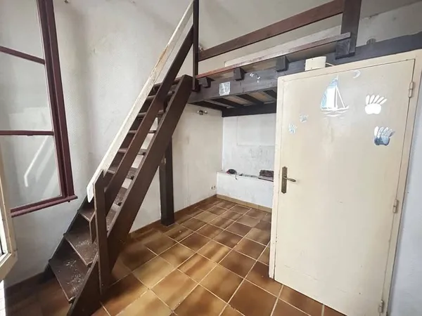 Appartement 1 pièce 9 m²