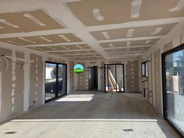 Maison de plain-pied 4 pièces 130 m²