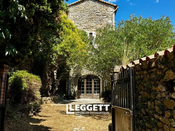 Maison 7 pièce(s), MEYRANNES