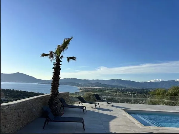 Appartement Type 3 en rez-de-jardin vue mer
