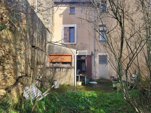 Maison à vendre 4 pièces SAINT LOUP LAMAIRE (79) Terrain 134 m²