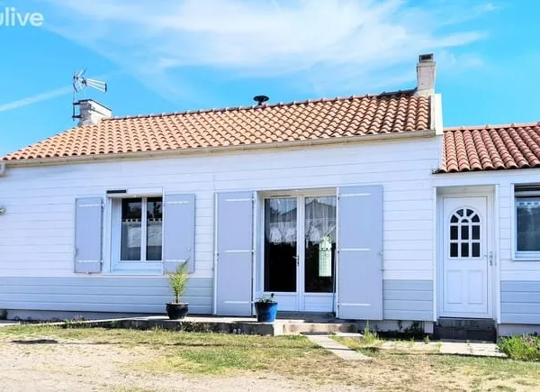 Maison avec studio indépendant - Proche plage et forêt - Terrain 1020 m²