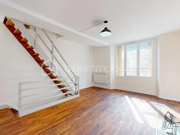 Duplex lumineux avec garage en plein coeur de Pithiviers