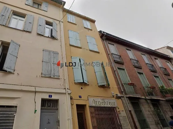IMMEUBLE EN PLEINE PROPRIETE - 4 LOGEMENTS