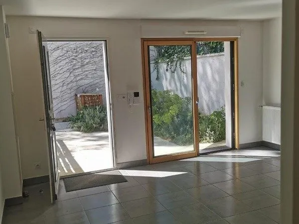 Maison à vendre 3 pièces rue victor hugo AVEC PARKING EN SOUS-SOL TOURS (37)