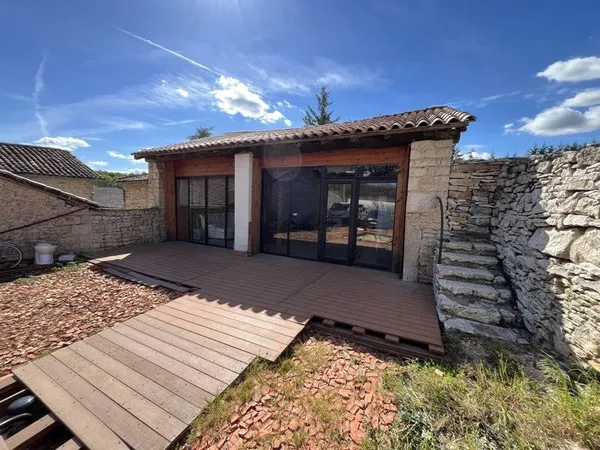 Grange 2 pièces 77 m²