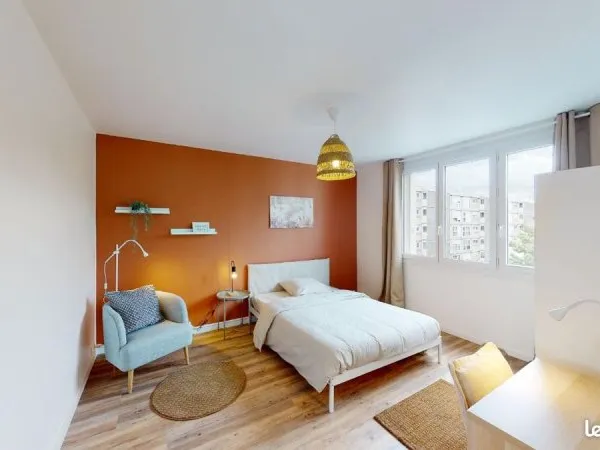 Loue chambre meublée